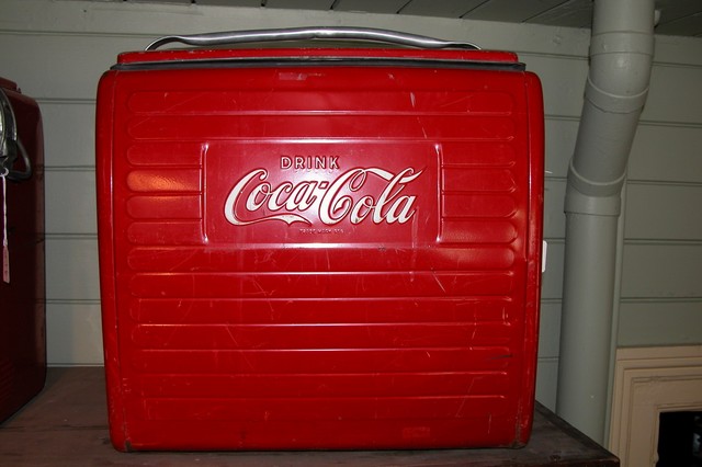 Vintage 1950's
Coca Cola
Cooler
ITEM7959
**SOLD**