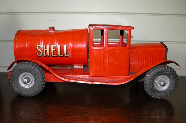 1930's Shell Truck
L.Bros. Ltd. Tri-Ang
Made in England
ITEM7887
$219USD