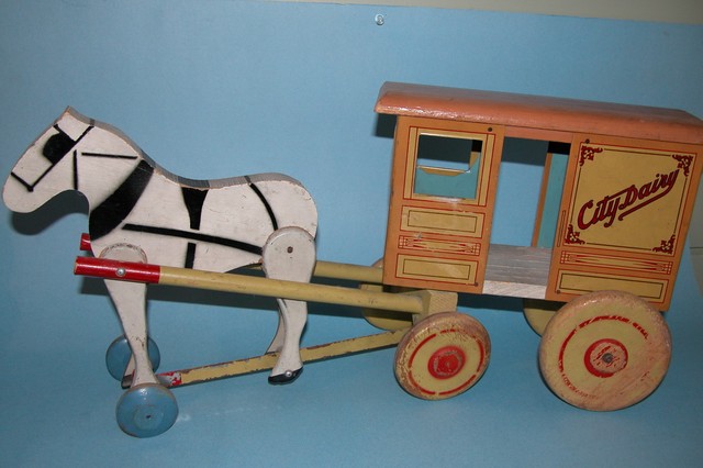 Vetcraft, City Dairy
Horse & Milk Wagon
Made by disabled
Soldiers.
ITEM8367
$395USD